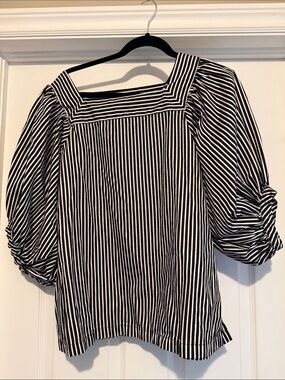 Loft blouse size medium